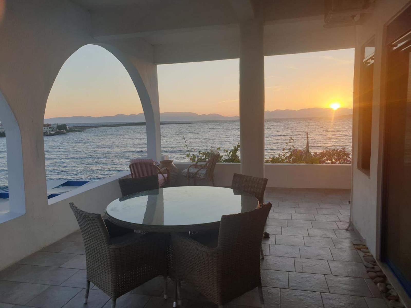 ארכאנגלוס Sunset Holiday House מראה חיצוני תמונה
